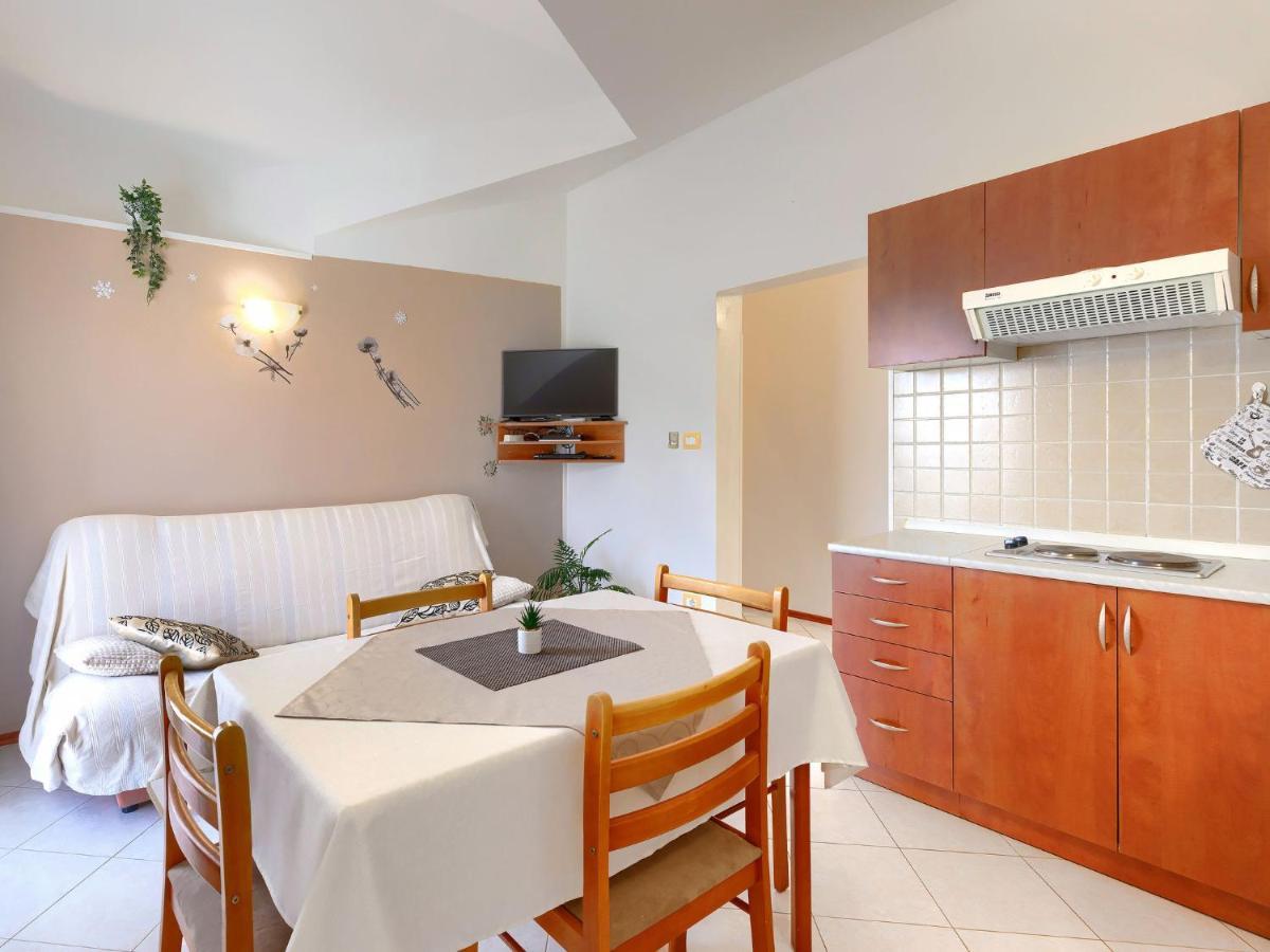 Apartment Bruno-2 By Interhome Umag